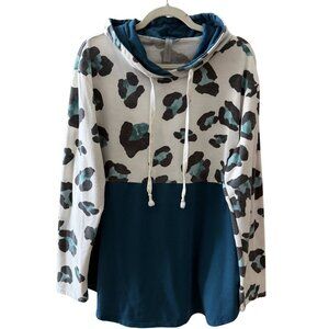 Honeyme Curvy Teal & Leopard Colorblock Hoodie - Size XL